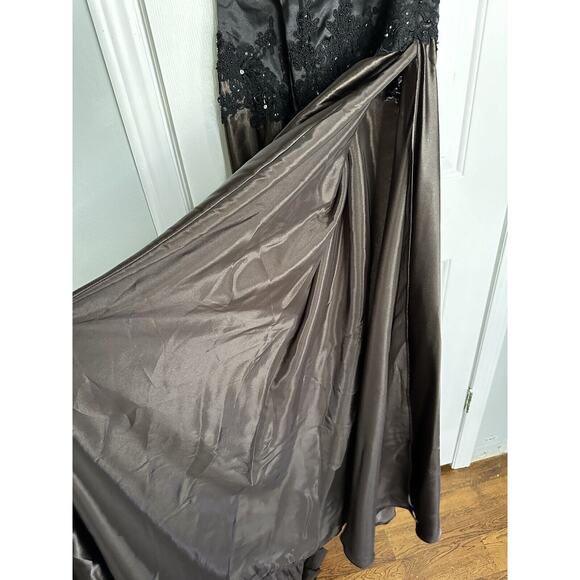 Jovani Embellished Lace Brown Satin Black Beaded Prom Evening Gown 12 Pageant - Picture 14 of 16